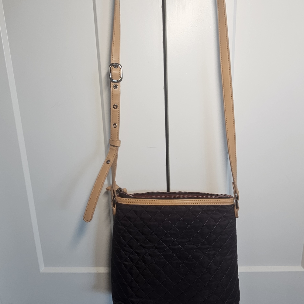 Adrienne Vittadini Black Quilted Crossbody With Tan Leather Strap And Accents - Picture 7 of 10